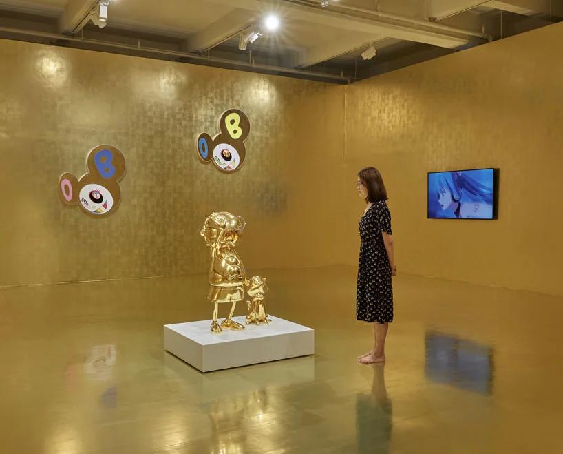 نمایشی از آثار طلایی takashi murakami در هنگ کنگ